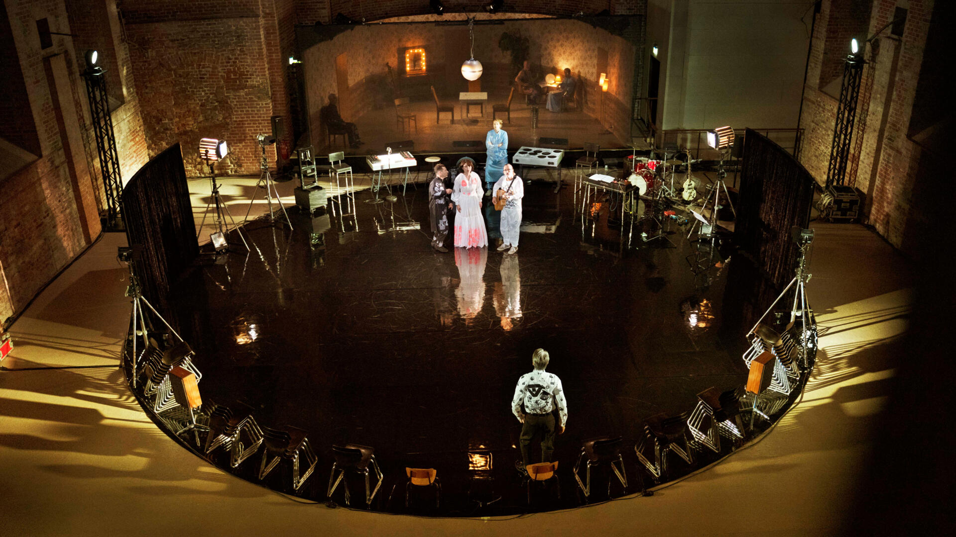 im Vordergrund: Vicente Larrañaga, im Hintergrund: Raphael Clamer, Yuka Yanagihara, Chris Dahlgren