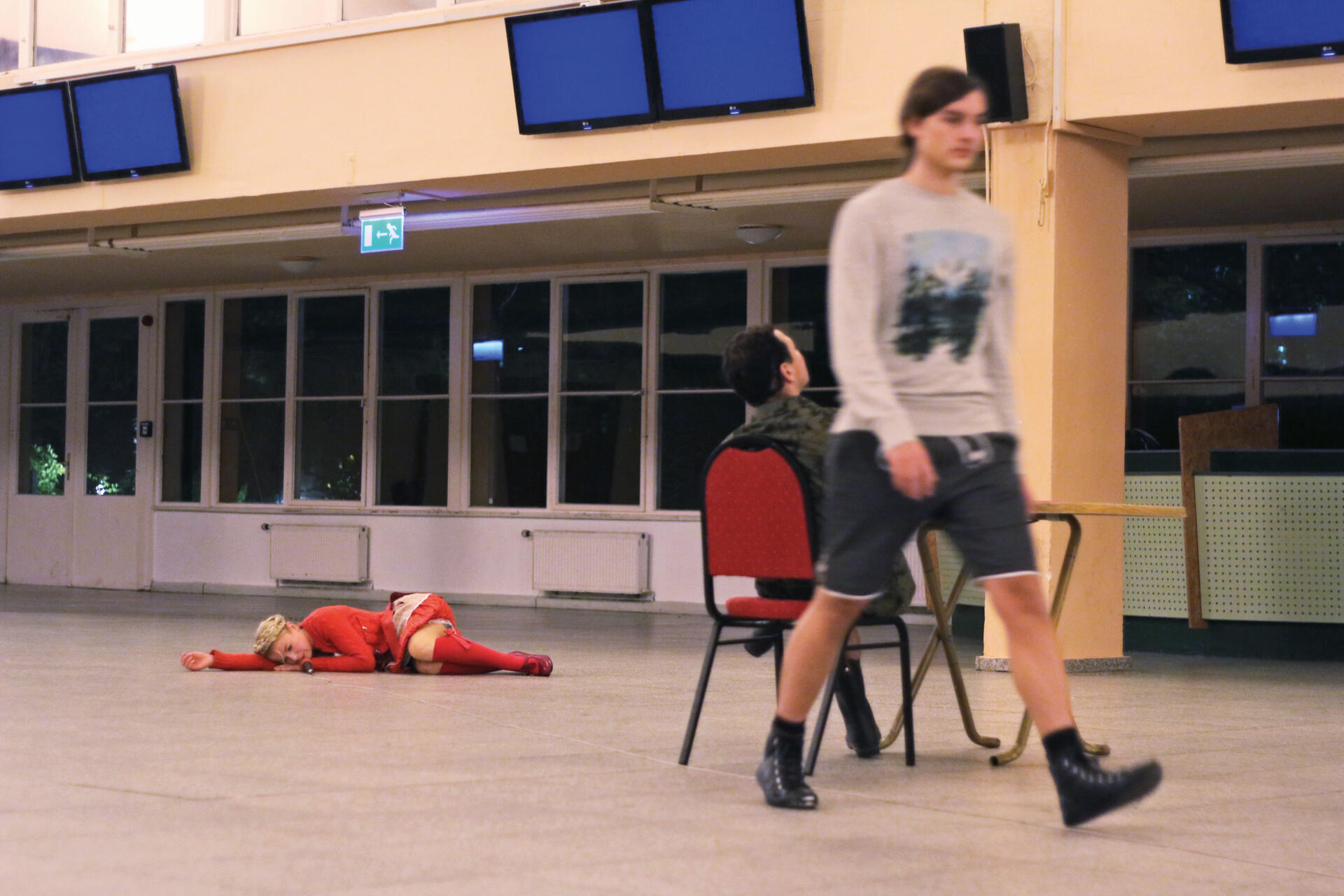 Varia Linnéa Sjöström, Raphael Clamer, Maxime Barbasetti