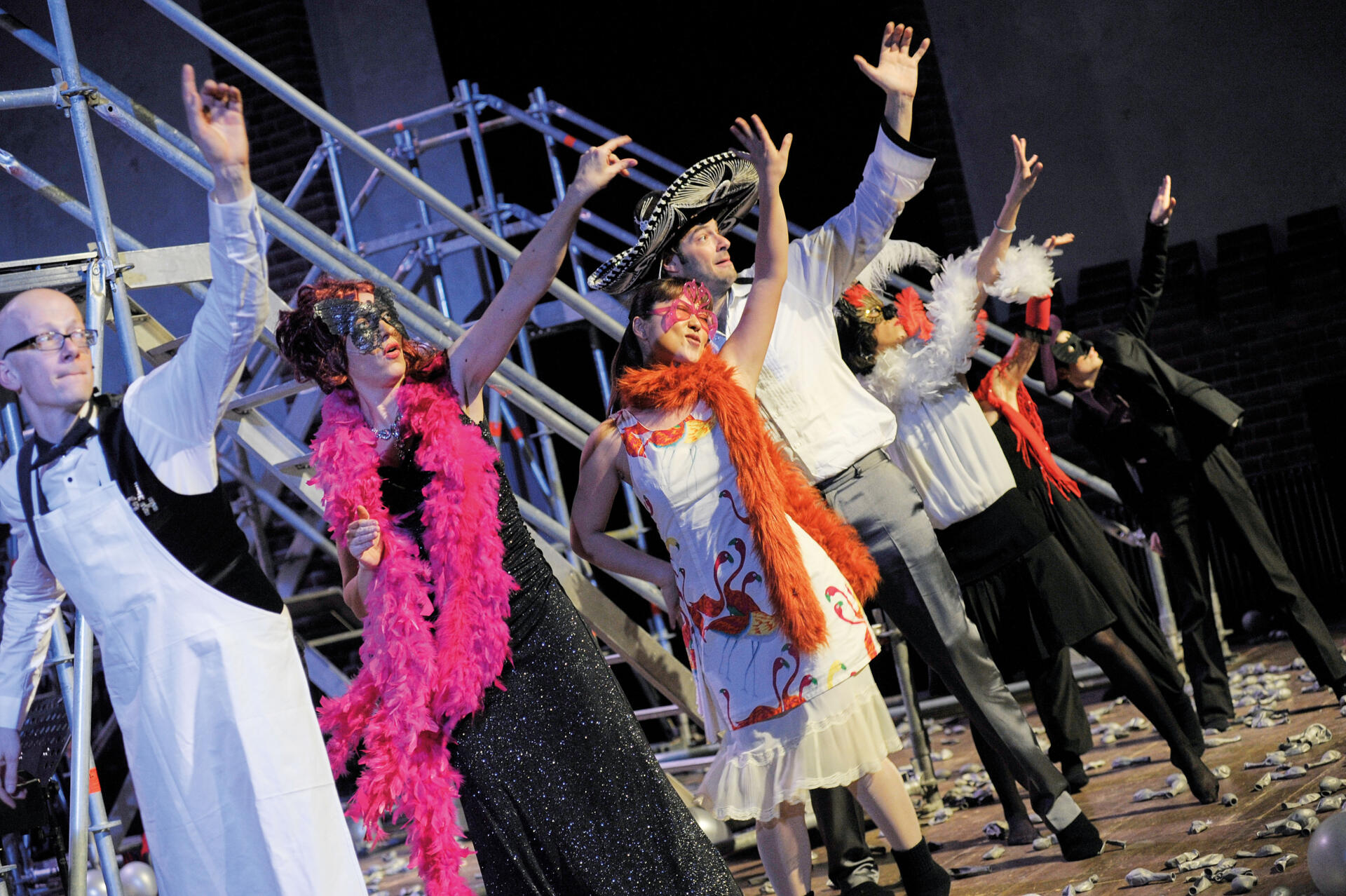 Simon Robinson, Hanna Dóra Sturludóttir, Yuka Yanagihara, Meik Schwalm