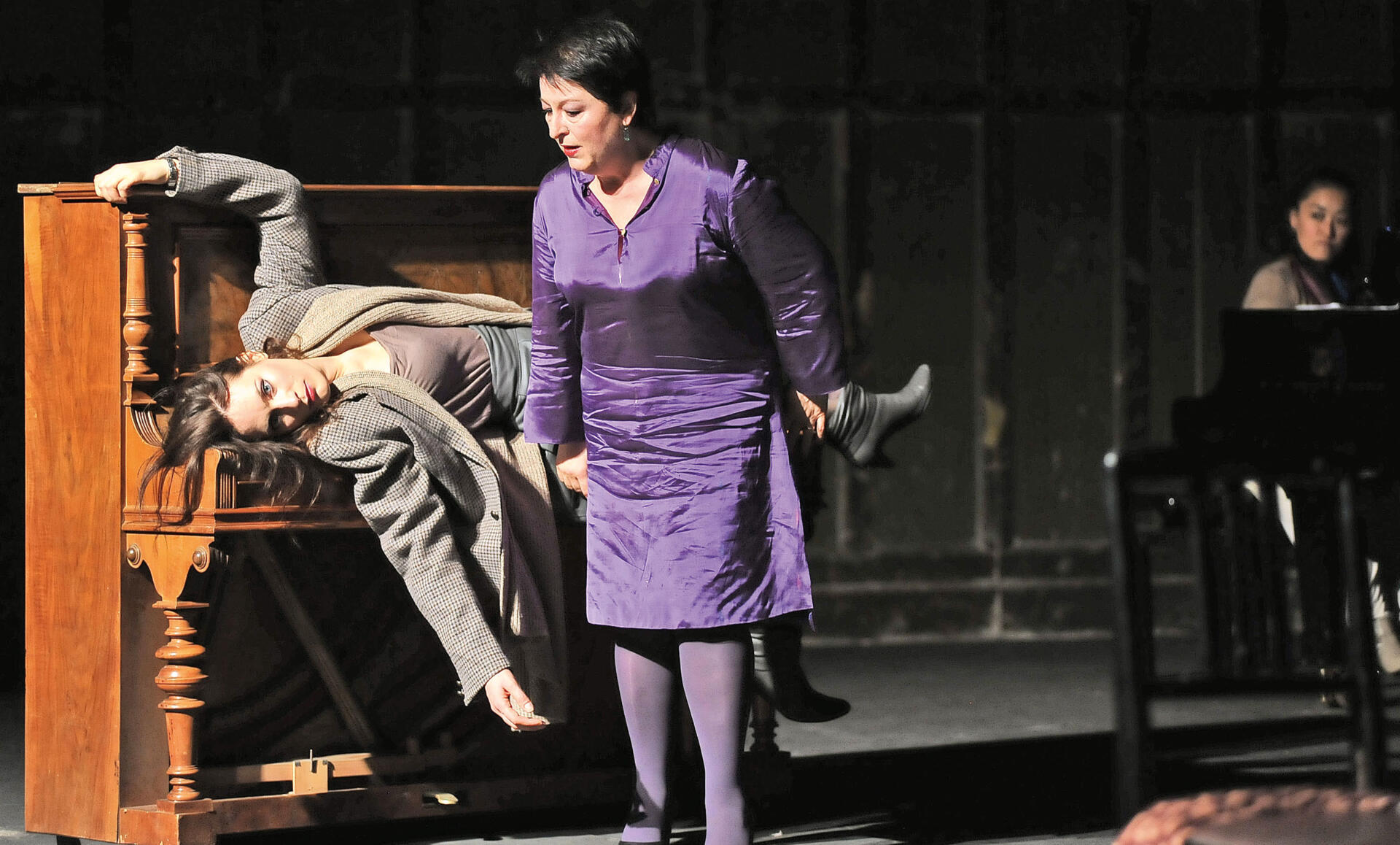 Sabine Neumann, Sonia Theodoridou, Saori Tomidokoro